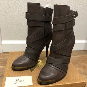 JOIE Brown Santo Wrap Leather Ankle Boots size 7.5